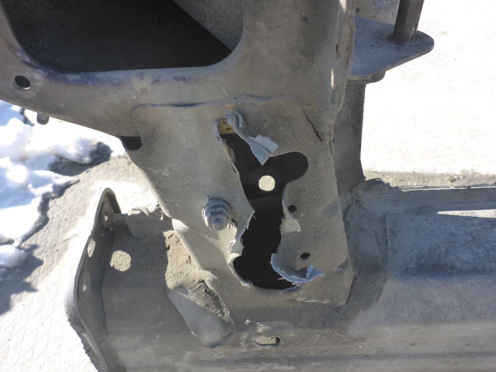 Кузовной элемент