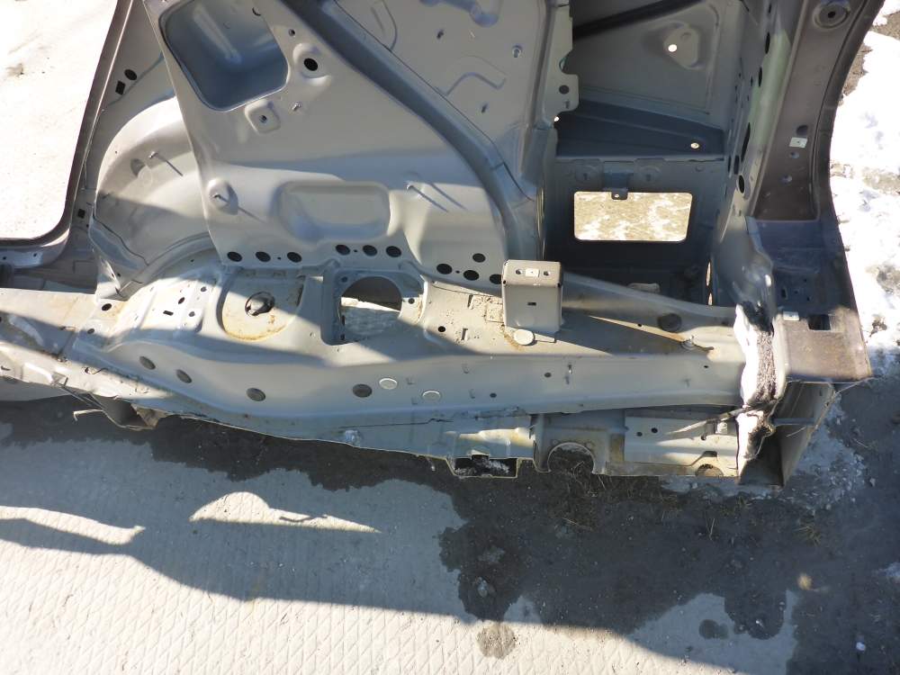 Кузовной элемент