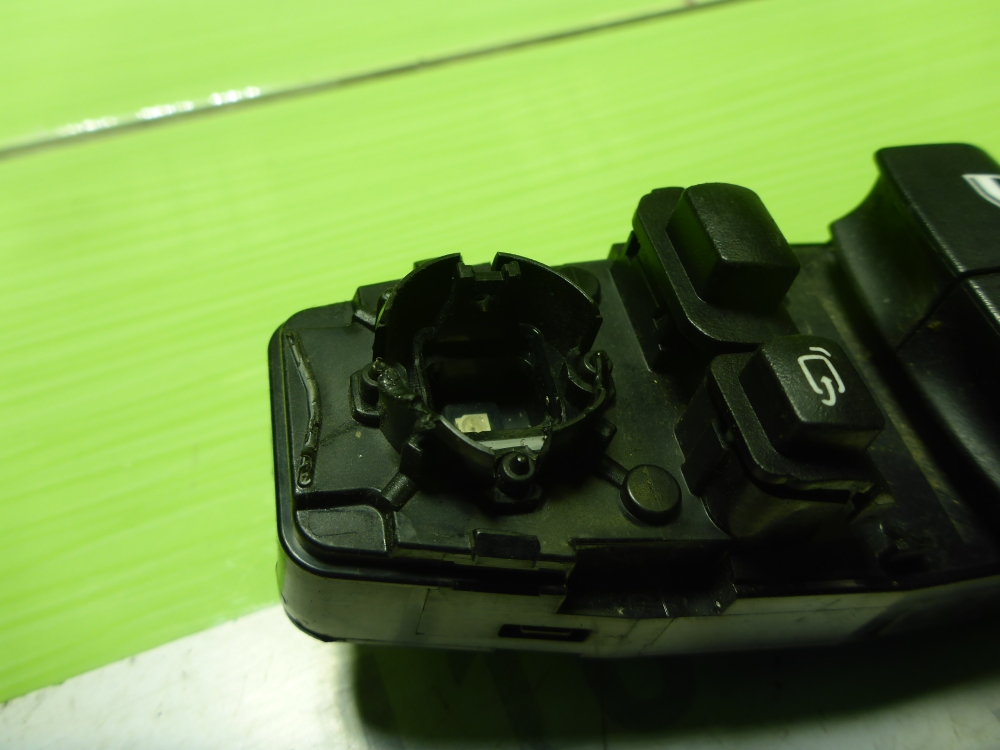 Блок управления стеклоподъемниками