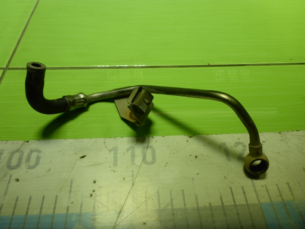 Трубка картерных газов