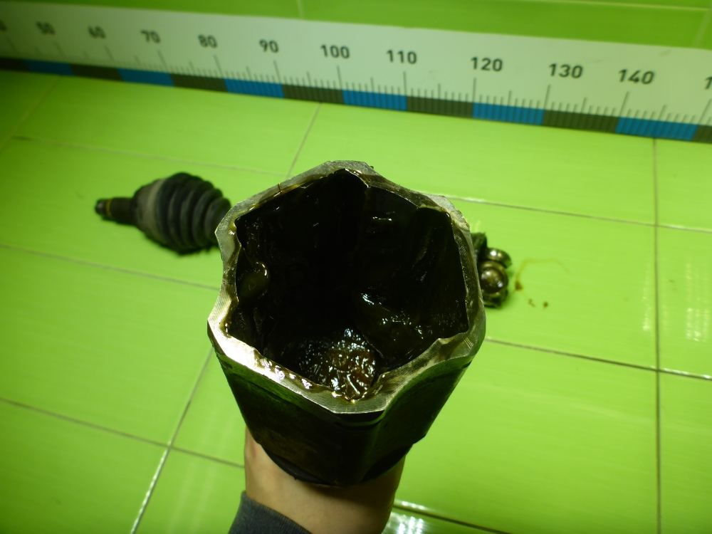 Полуось передняя правая