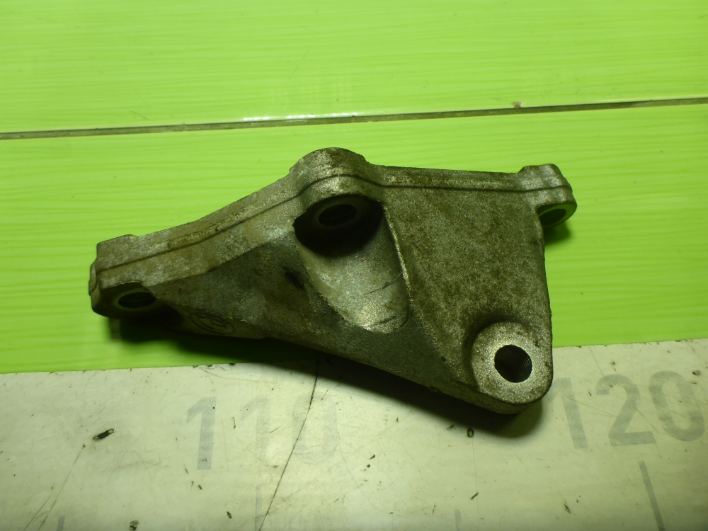 Кронштейн ТНВД