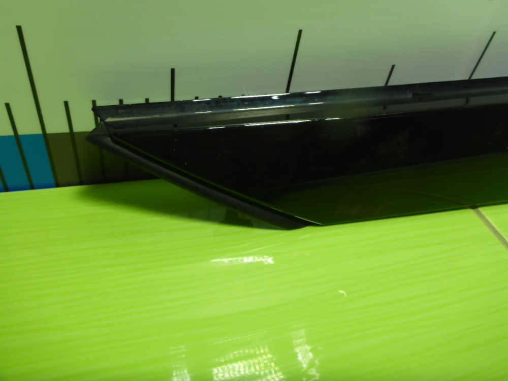 Накладка двери багажника