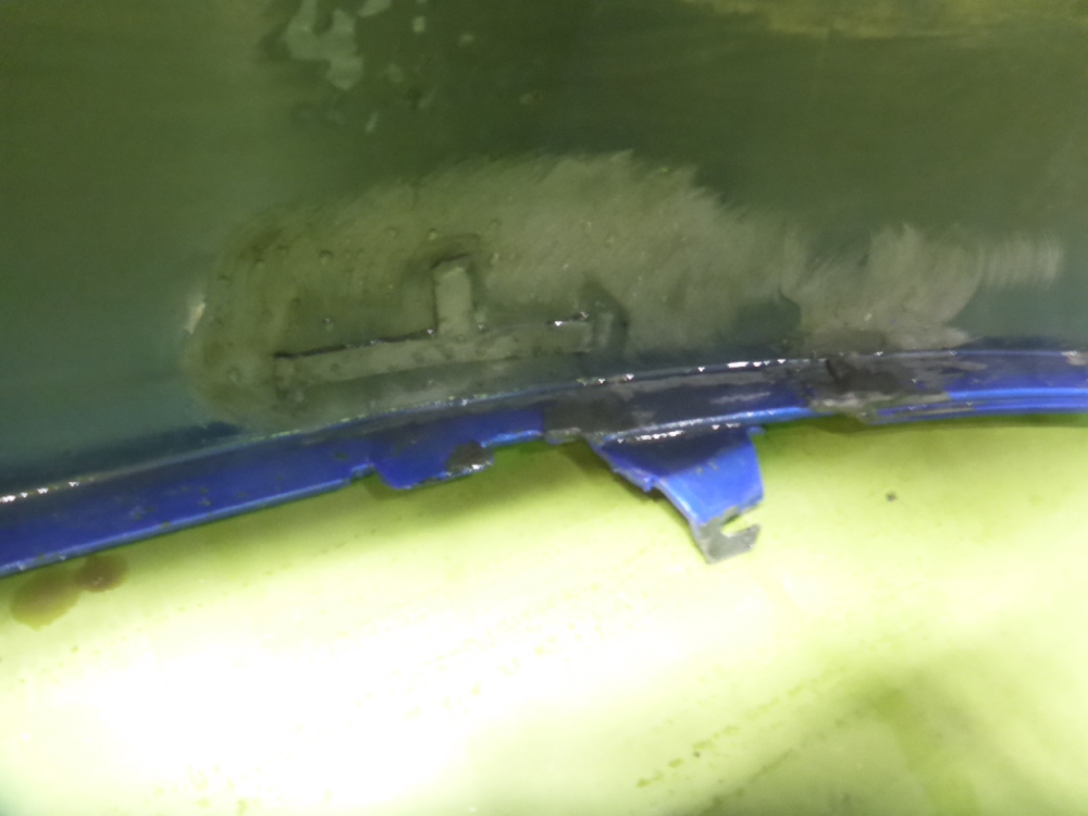 Бампер задний