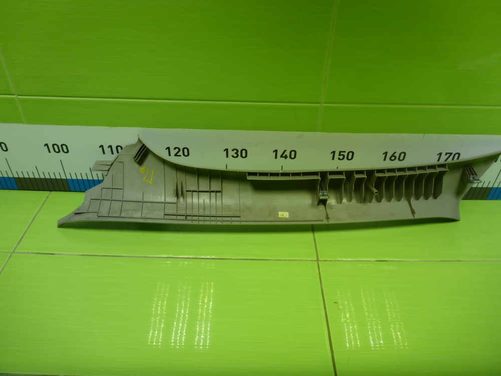 Обшивка стойки