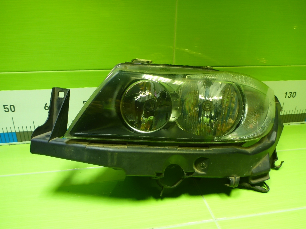 Фара левая