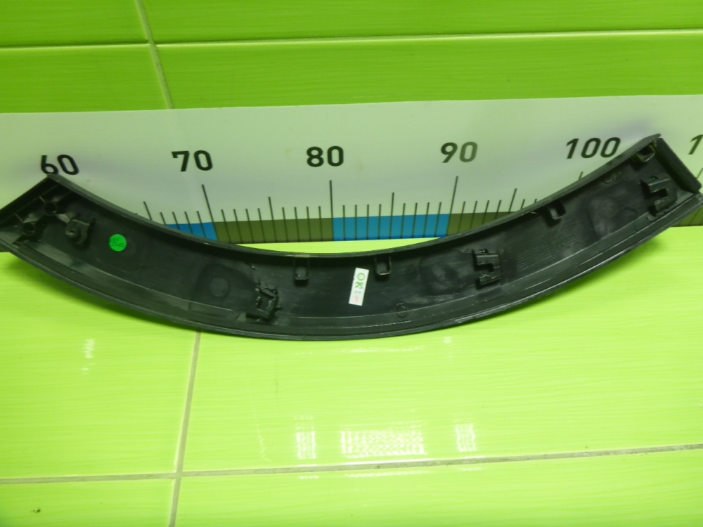 Накладка двери задней правой