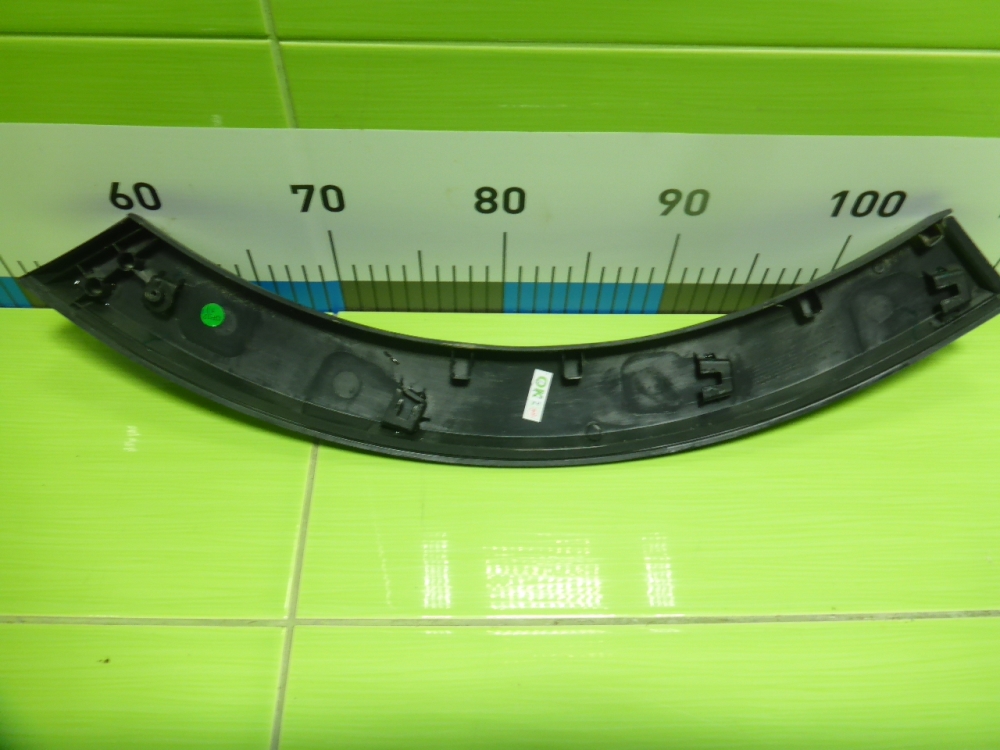 Накладка двери задней правой