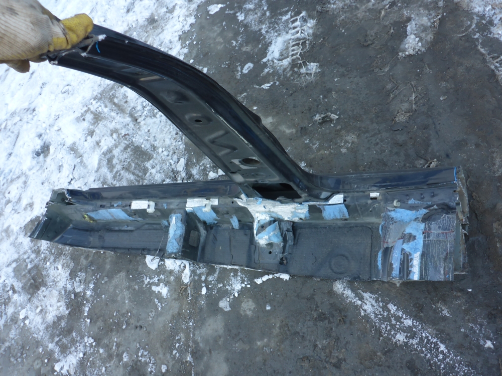 Порог со стойкой правый