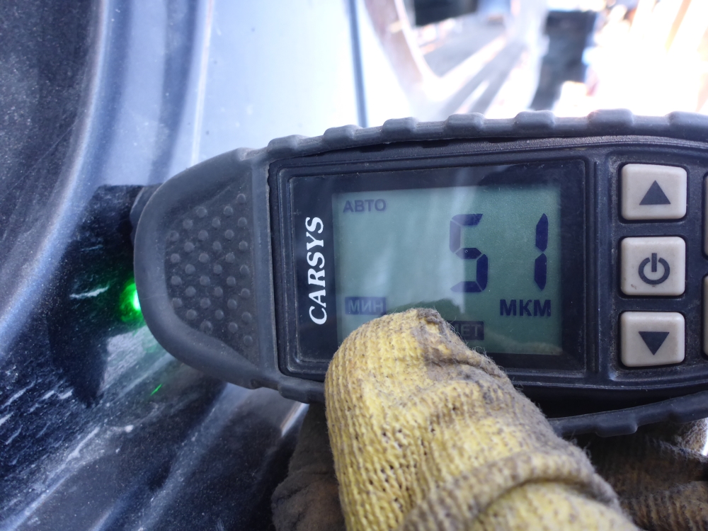 Порог со стойкой правый