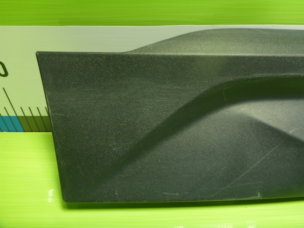 Накладка двери задней правой