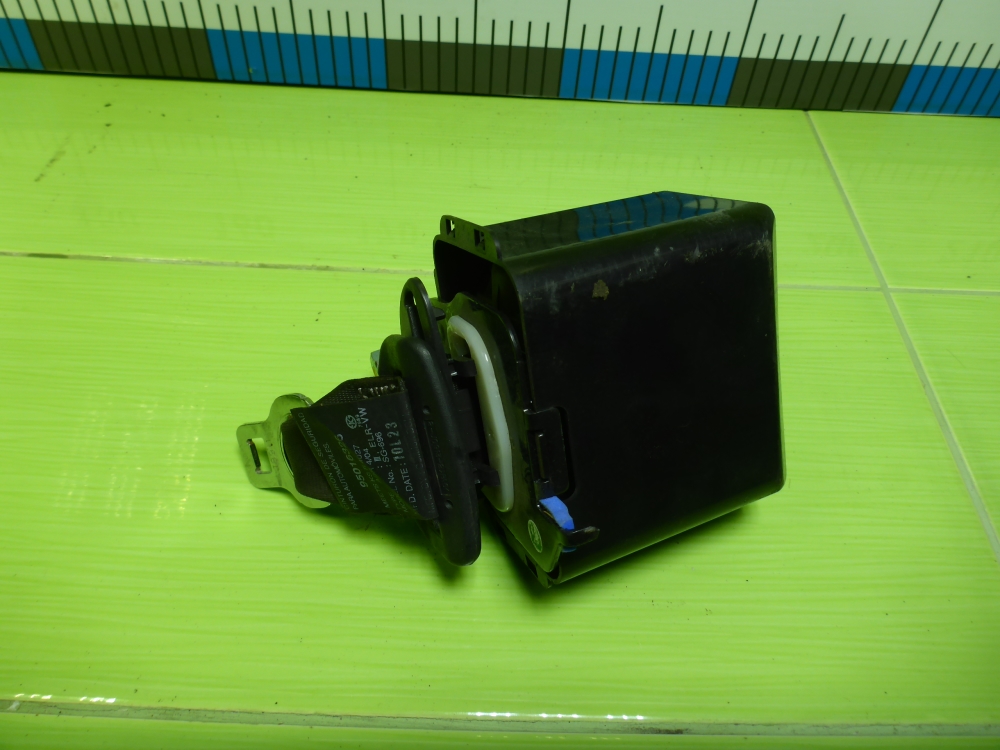 Ремень безопасности