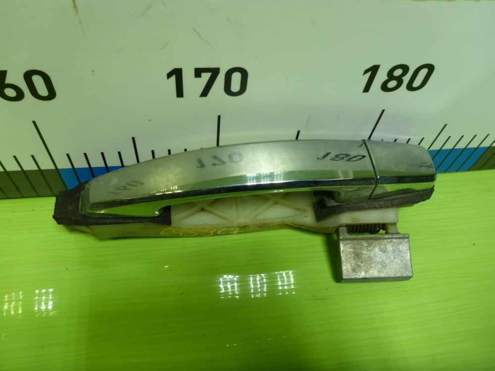 Ручка двери задней наружная