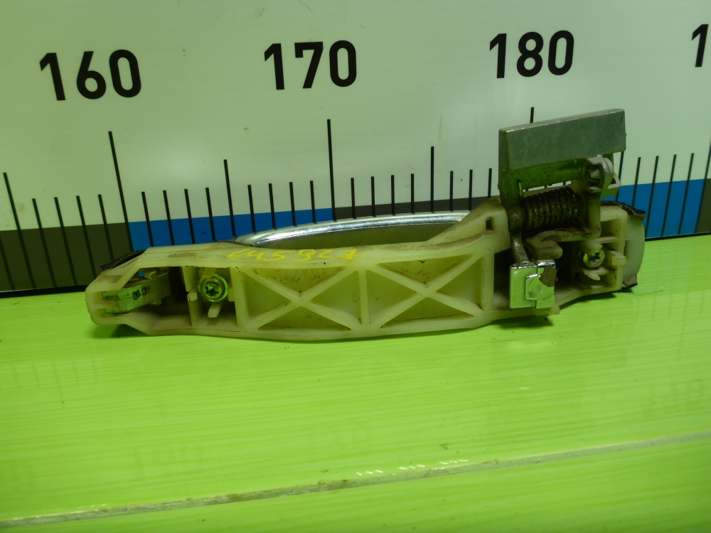 Ручка двери задней наружная