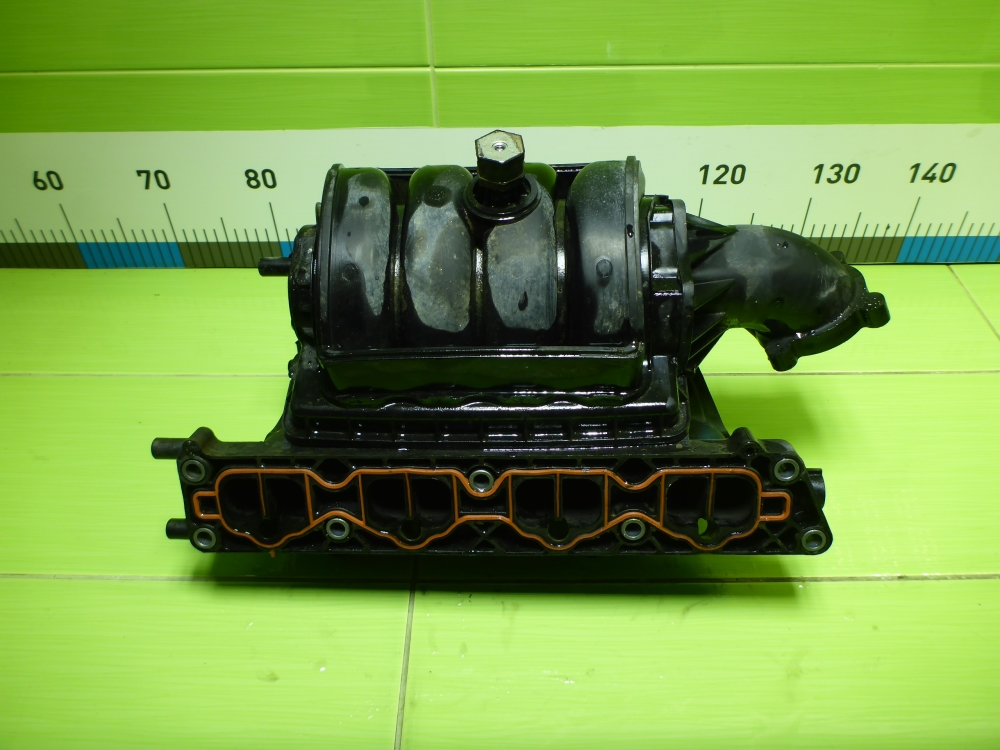 Коллектор впускной