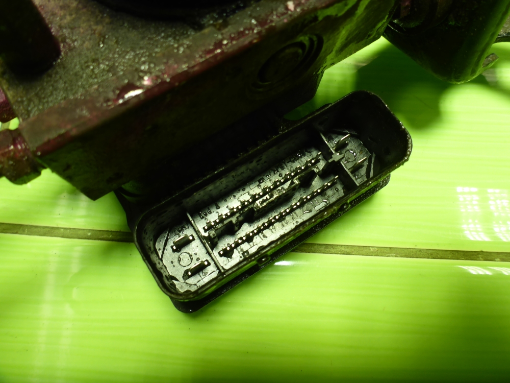 Блок ABS (насос)