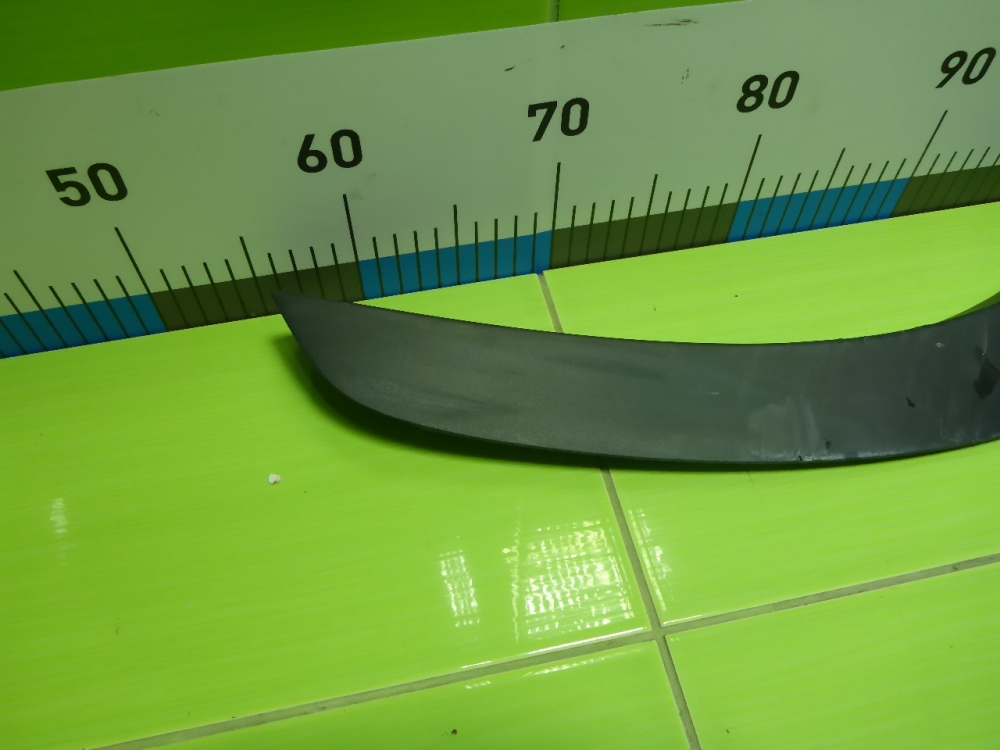 Накладка заднего крыла правого