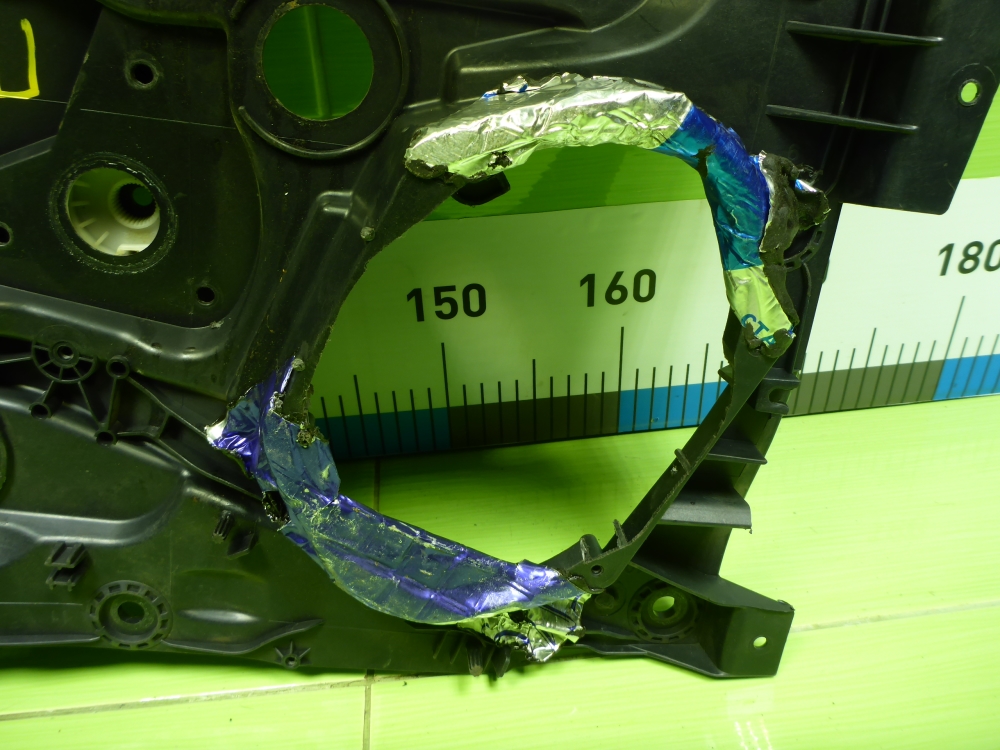 Стеклоподъемник электр. передний правый