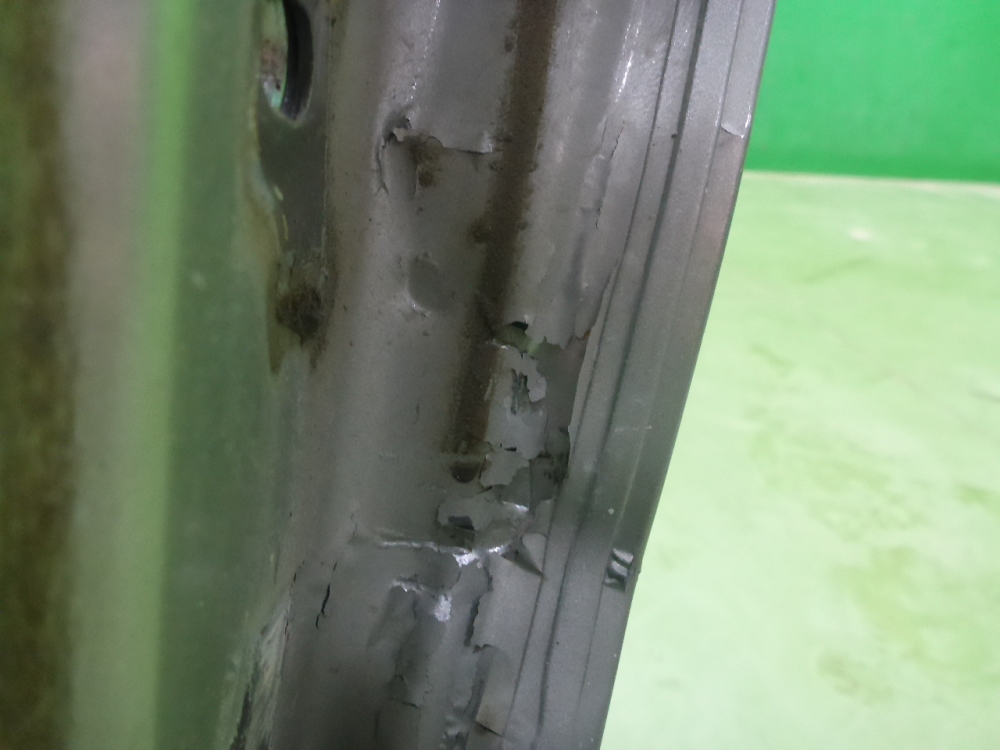 Дверь передняя левая