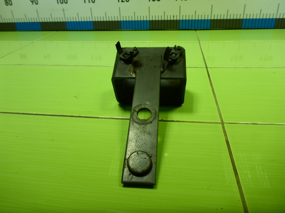 Кронштейн (сопут. товар)