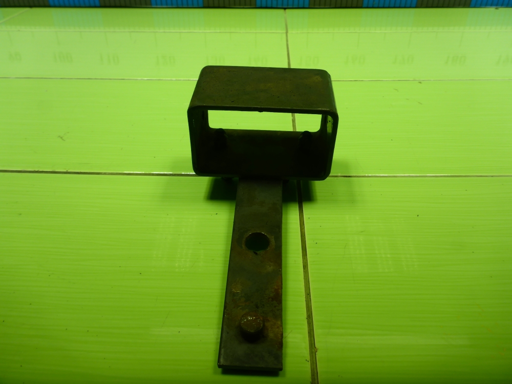 Кронштейн (сопут. товар)