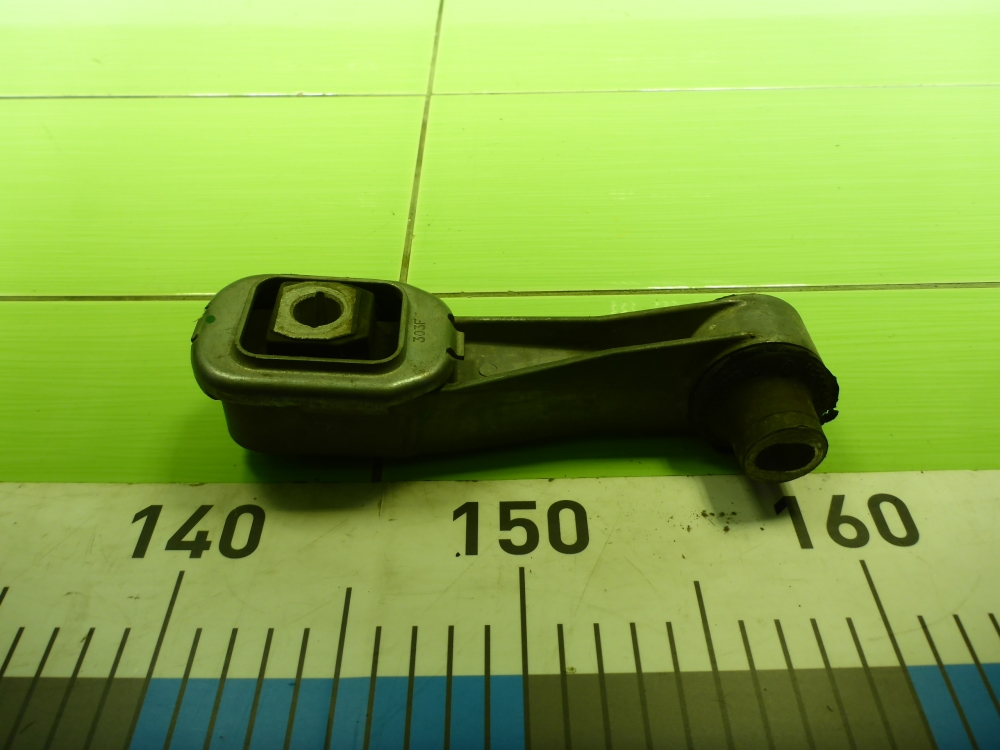 Опора двигателя