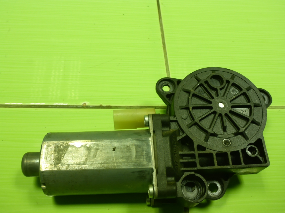 Моторчик стеклоподъемника