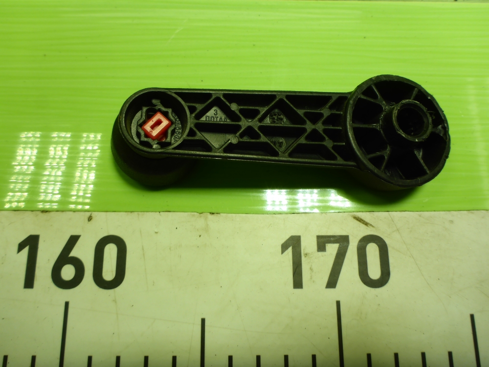 Ручка стеклоподъемника