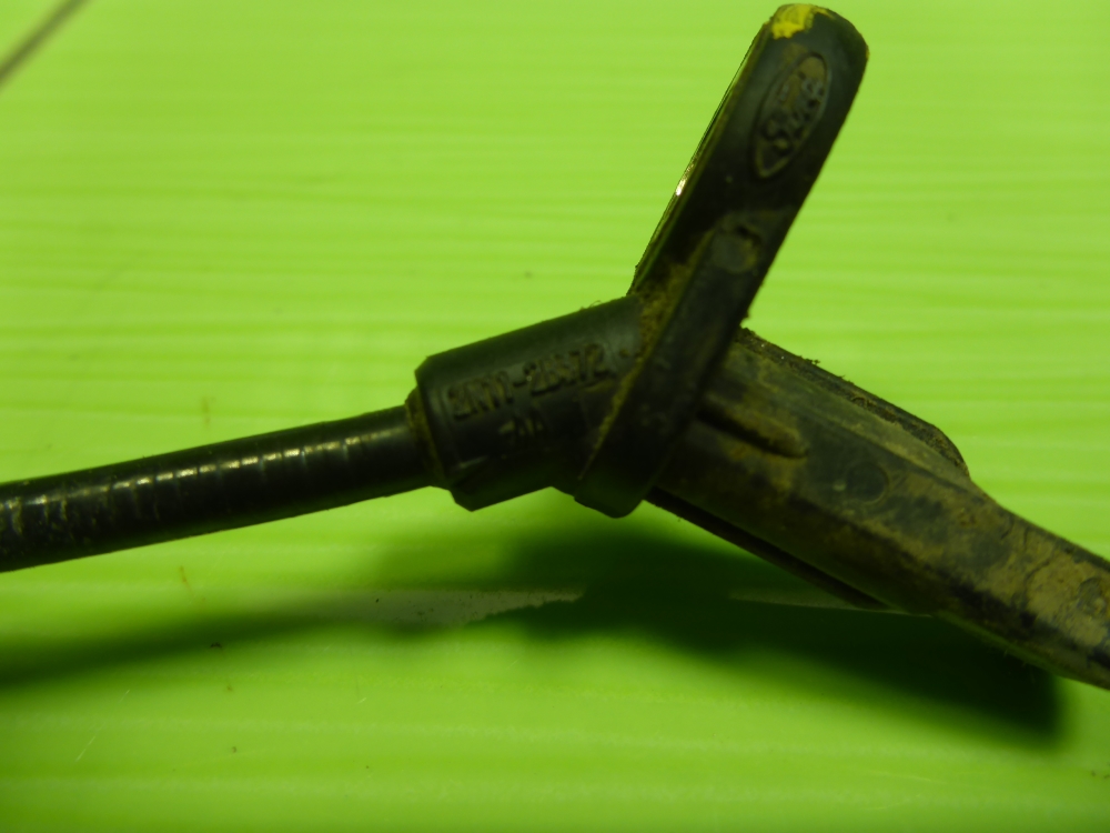 Датчик ABS передний правый