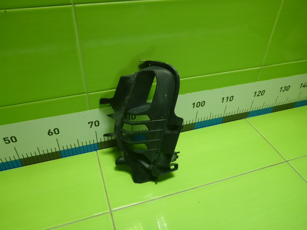 Решетка в бампер правая