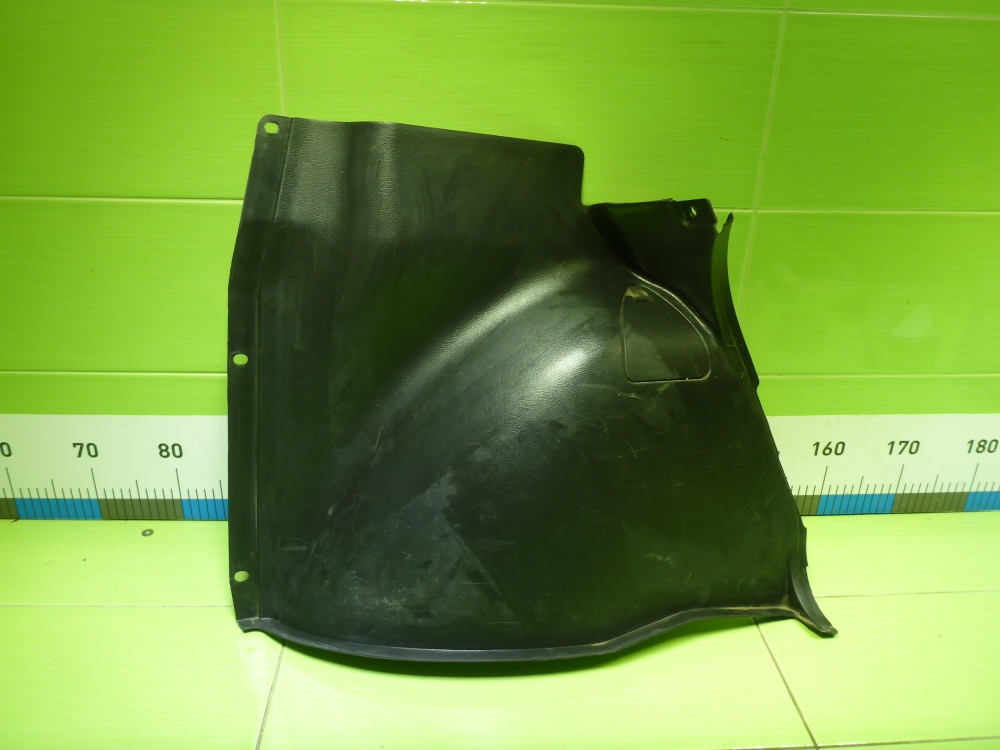 Обшивка багажника