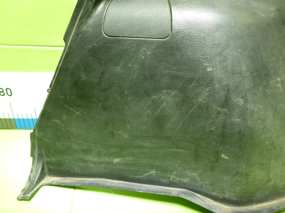 Обшивка багажника