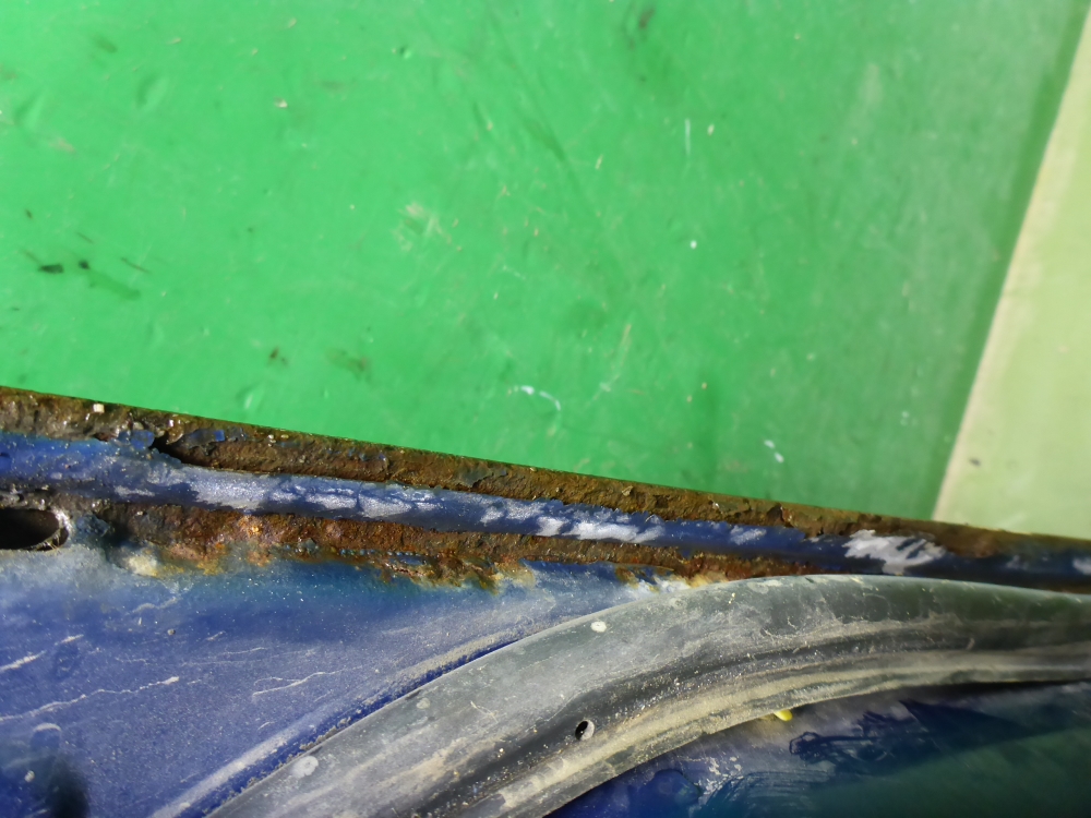 Дверь задняя правая