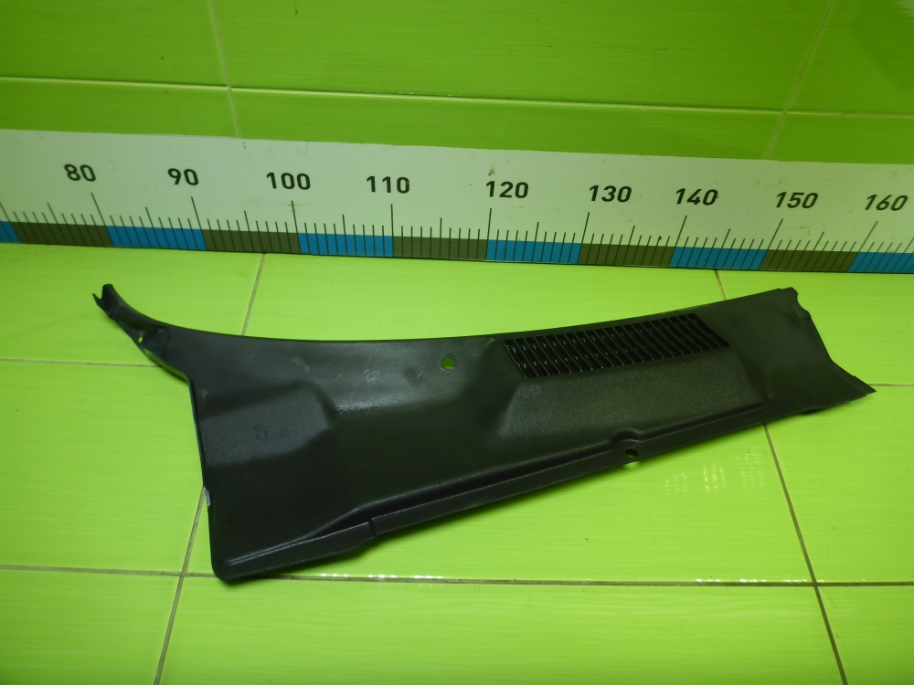 Решетка стеклоочистителей (Жабо)