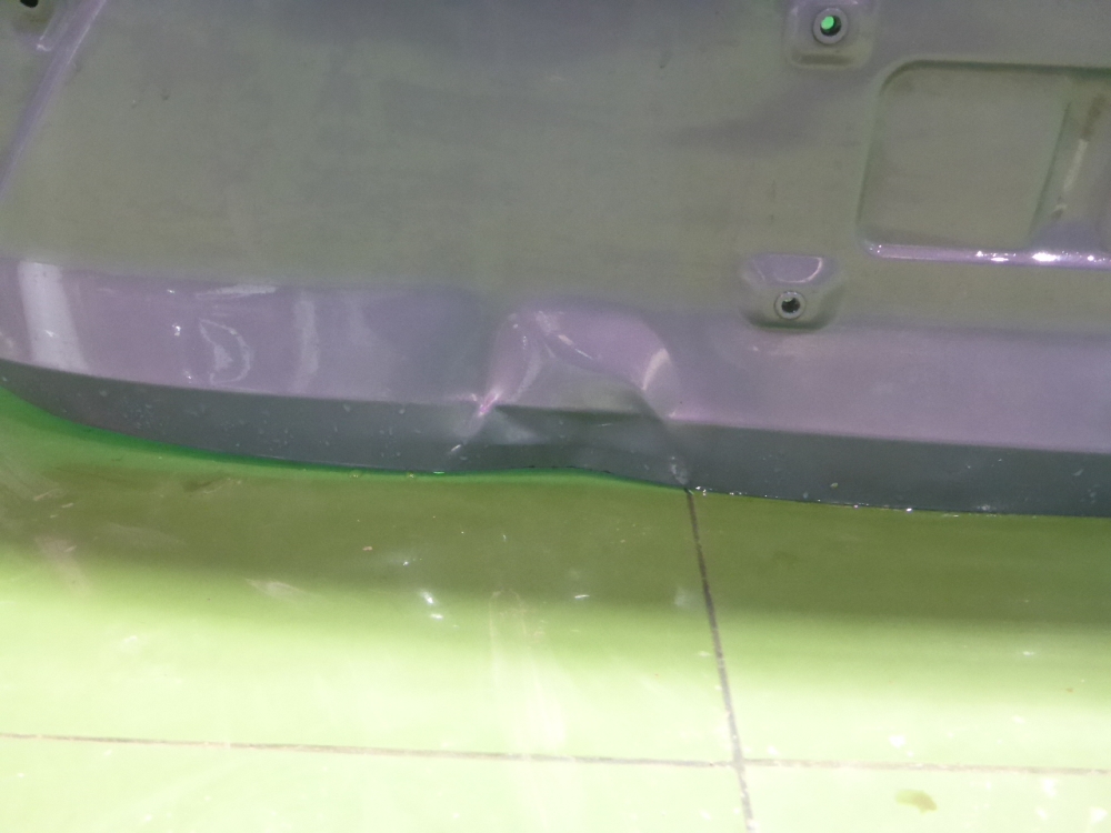 Дверь багажника