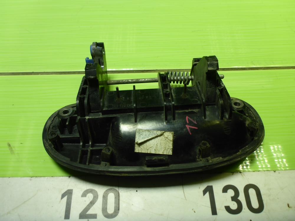 Ручка двери задней наружная левая