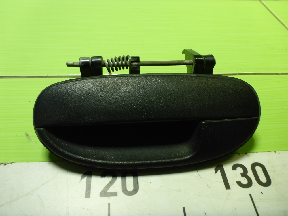 Ручка двери задней наружная левая