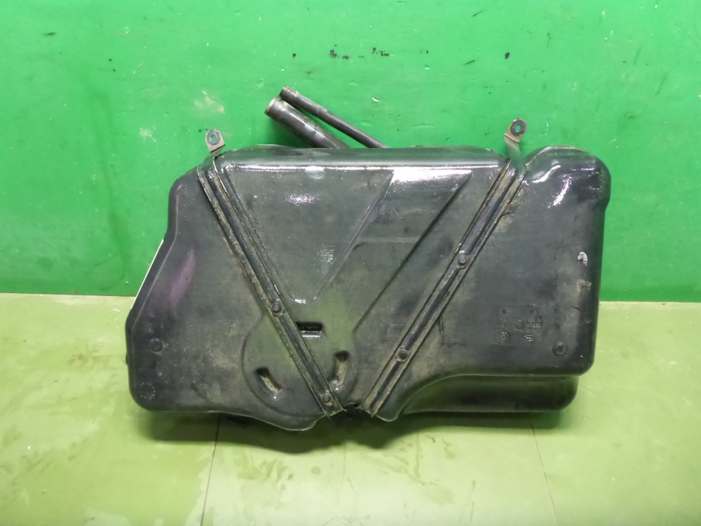 Бак топливный