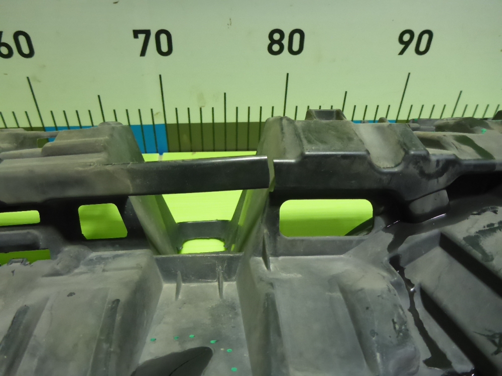 Кронштейн переднего бампера