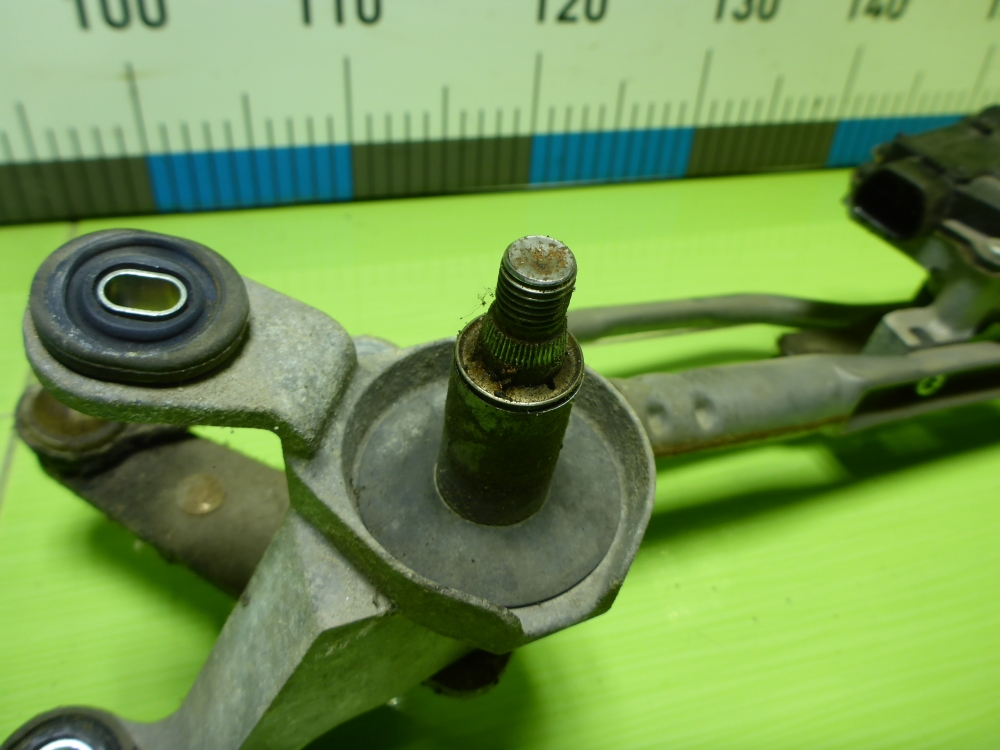 Трапеция стеклоочистителей