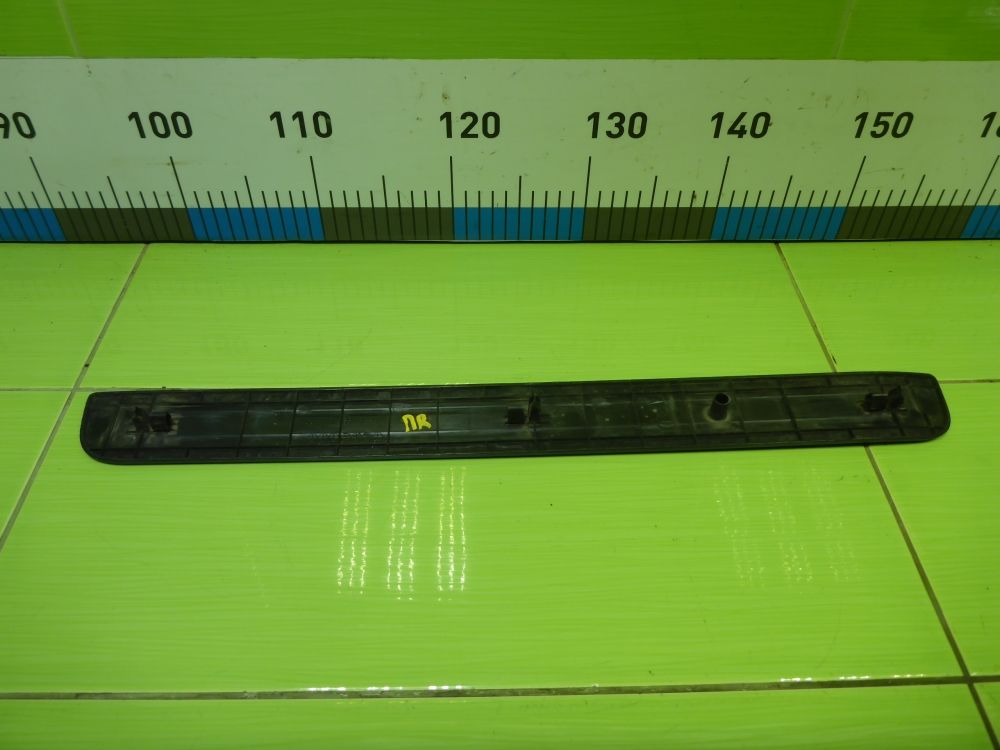 Накладка порога (внутренняя)