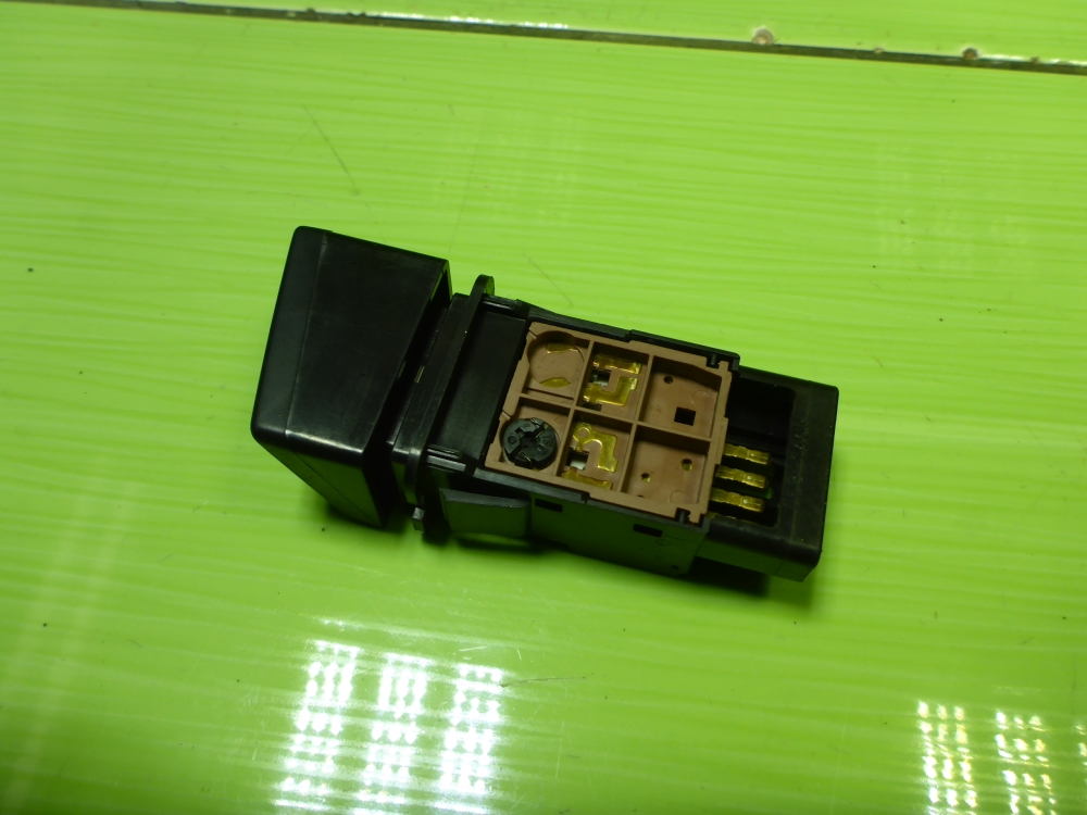 Кнопка аварийной остановки