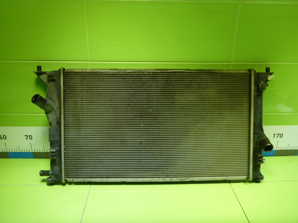 Радиатор охлаждения двигателя основной