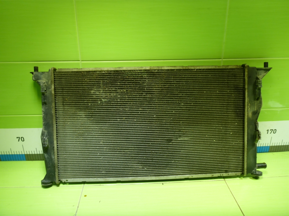 Радиатор охлаждения двигателя основной