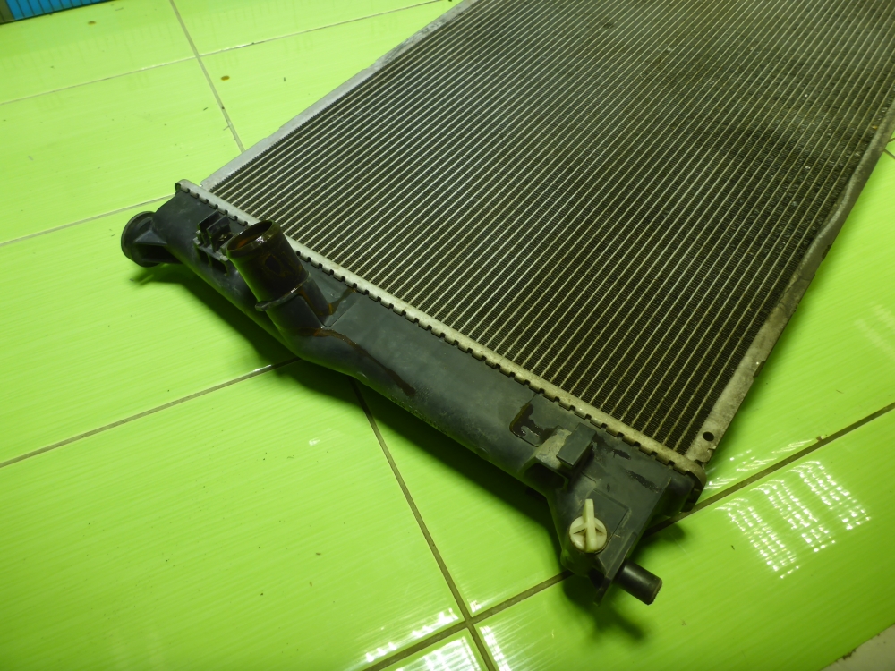 Радиатор охлаждения двигателя основной