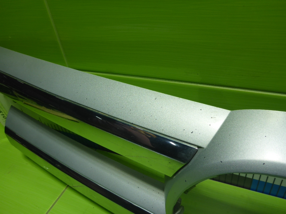 Накладка на решетку радиатора