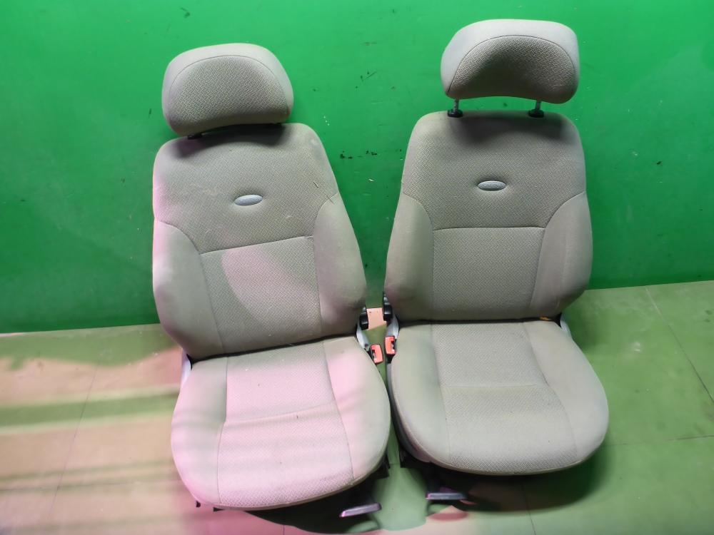 Сиденья комплект