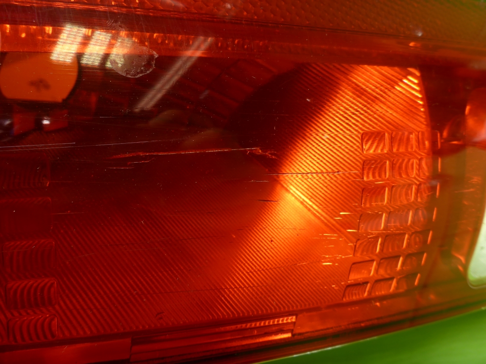 Фонарь задний правый