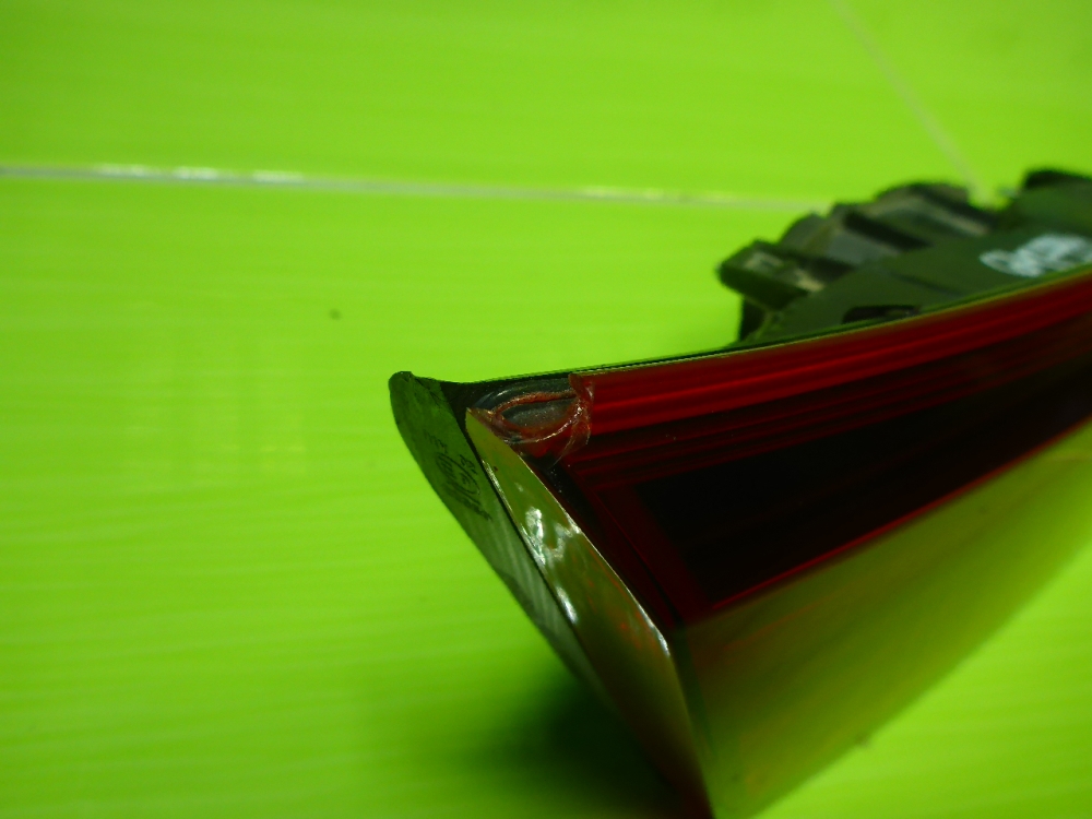 Фонарь задний внутренний левый