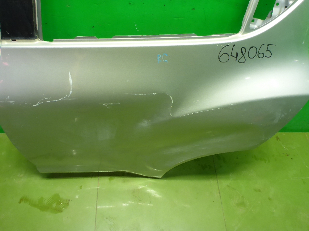 Дверь задняя левая